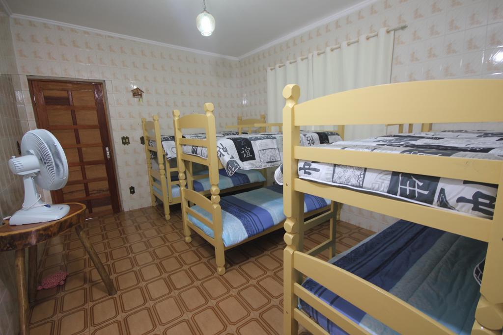 Casa Temporada Gratao 06 Min Dos Parques Thermas Olimpia Room photo